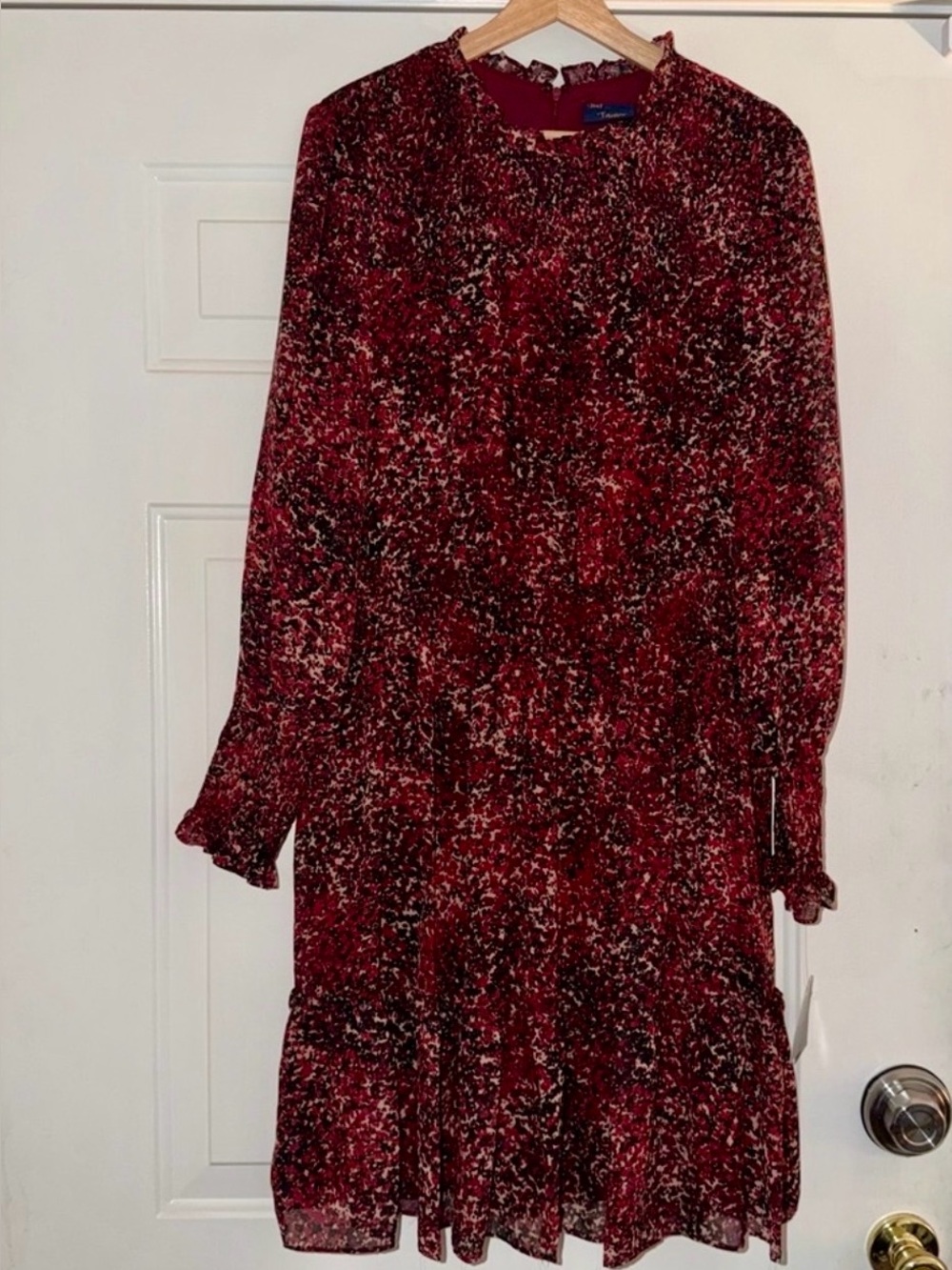 Just...Taylor Burgundy Floral Ruffle-Neck Midi Dress. Sz 16